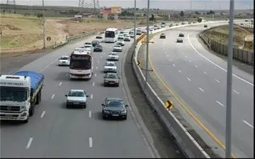 افزایش ۱۰درصدی تردد در جاده‌ها/ بارندگی در محورهای ۴ استان