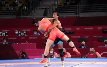 مدال برنز از دست گرایی رفت