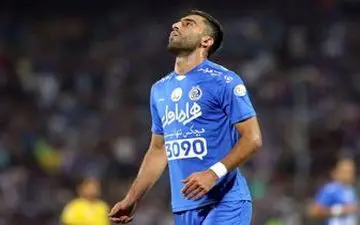 مهاجم اول استقلال محروم شد 