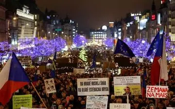 ادامه تظاهرات چند هزار نفری علیه نخست وزیر جمهوری چک
