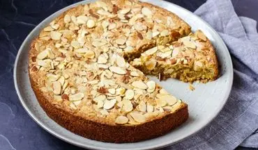 طرز تهیه کیک بادامی خوشمزه با روکش شکلات