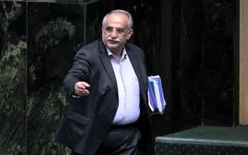 ۲۸ مرداد؛ اعلام وصول استیضاح وزیر اقتصاد در مجلس
