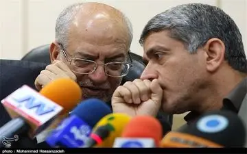 
نعمت زاده خواستار توقف فعالیت سامانه جامع گمرکی شد