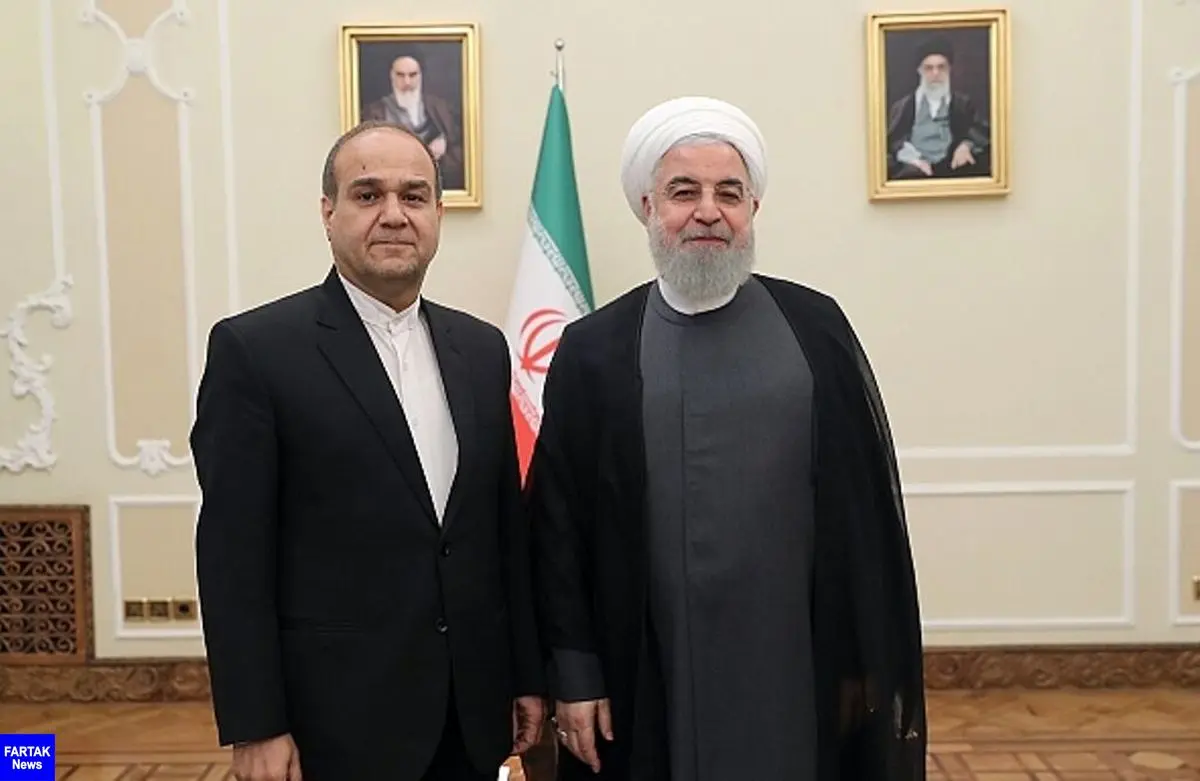 سفیر ایران استوارنامه خود را تقدیم رئیس جمهوری موقت الجزایر کرد