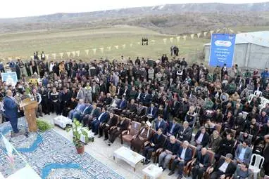 افتتاح واحدهای مسکونی گهواره  توسط  رئیس کمیته امداد کشور و  استاندار کرمانشاه 