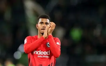 ویدیو| گل اول فرانکفورت به بارسلونا توسط انسگر کناف