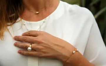 راهنمای انتخاب زیورآلات بر اساس رنگ پوست و شکل صورت
