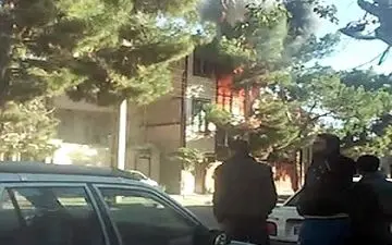آتش‌سوزی یک واحد آپارتمان در "گناباد"+فیلم