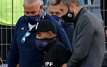 پزشک مارادونا : عمل جراحی او موفقیت آمیز بود 