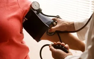 یک راهکار ساده در حمام که می‌تواند فشار خون را پایین بیاورد