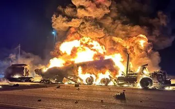 خواب‌آلودگی راننده، کامیون رنو را به کام آتش کشید