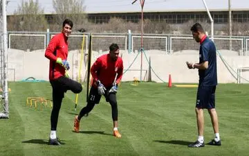 گلر تراکتورسازی خوشحال ترین بازیکن تیم