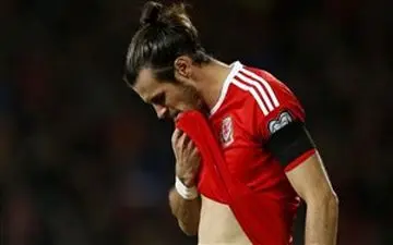 سرخپوشان، مشتری پر و پا قرص گرت بیل