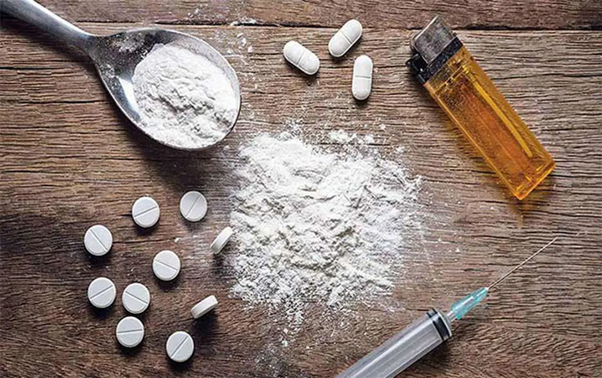 کشف بیش از ۴ کیلوگرم موادمخدر در کرمانشاه
