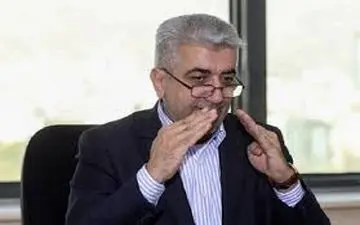  ژست عجیب وزیر در جلسه سوال از روحانی