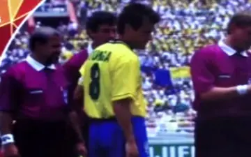 ماجرای تغییر رنگ لباس داوران در جام جهانی ۱۹۹۴