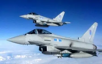 امضای قرارداد تسلیحاتی میان وزرای دفاع انگلیس و قطر