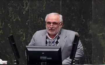 برخی مسئولان حاضر به قبول شرایط بحرانی‌ نیستند