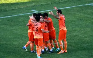 رویای صعود بادران در حال تحقق/شاگردان اشکش در سراشیبی سقوط