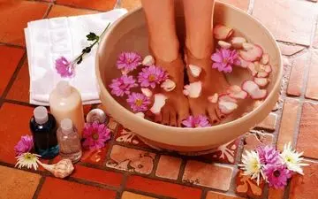 دفع سموم بدن از پا در ۳۰ دقیقه با روش های طب اسلامی