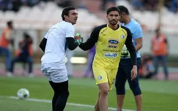 رحمتی و حسینی با اعصاب هواداران استقلال بازی کردند