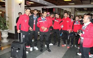 خداحافظی بازیکنان پرسپولیس از یکدیگر