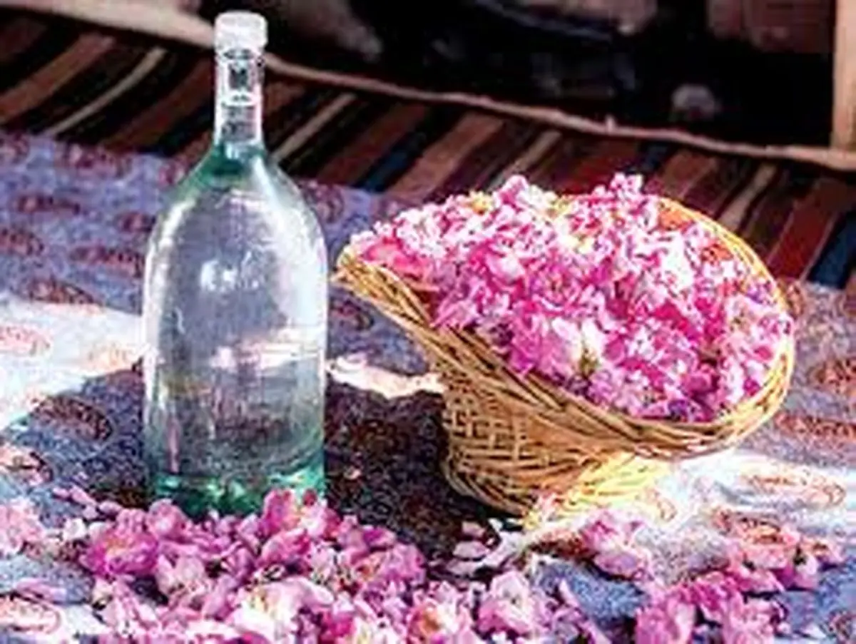 با وجود این خواص از گلاب غافل نشوید!