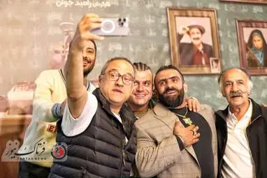 گزارش تصویری اکران مردمی فیلم زودپز به کارگردانی رامبد جوان در پردیس سینمایی باغ کتاب تهران