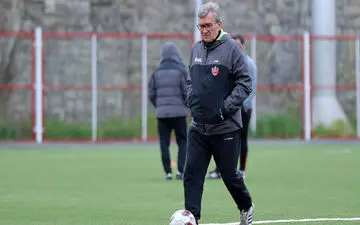 هم‌دردی برانکو با مردم سیل زده ایران + عکس