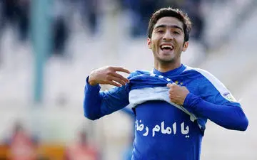  جراحی موفقیت آمیز مهاجم استقلال (عکس)