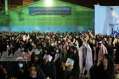 گزارش تصویری از  شب بیست و یکم ماه مبارک رمضان در گلستان شهدای اصفهان