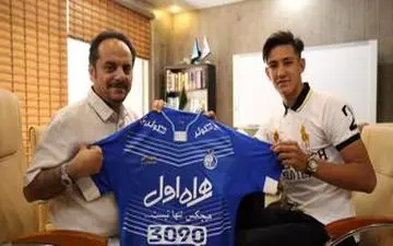  مدافع استقلال ساز جدایی زد