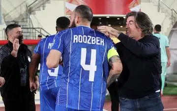 فیلم| حال و هوای پرانرژی رختکن استقلال پس از برد ارزشمند آسیایی