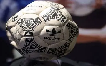 حراج توپ گل جنجالی مارادونا