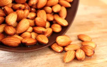 آجیل ایرانی یکی از بهترین رسومی است که برای سلامت بدن بسیار مفید است.