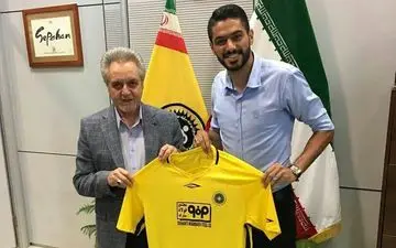 مدافع پیشین پرسپولیس : چشم خوردم و مصدوم شدم