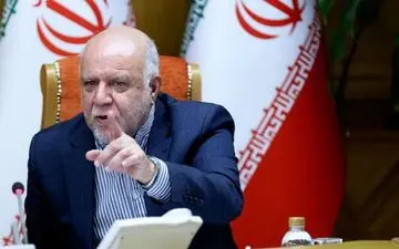 دولت باید درمورد افزایش قیمت بنزین تصمیم بگیرد