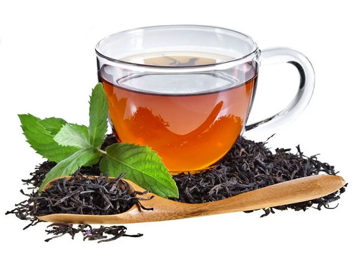 آشنایی با خواص درمانی و عوارض چای