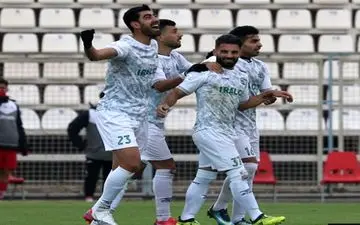 گل بخوری باختی! 