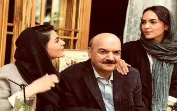  جشن تولد ایرج طهماسب در کنار همسر و دخترش