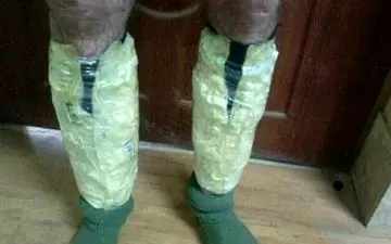 پاهای این مسافر خارجی شیشه ای بود + عکس جالب