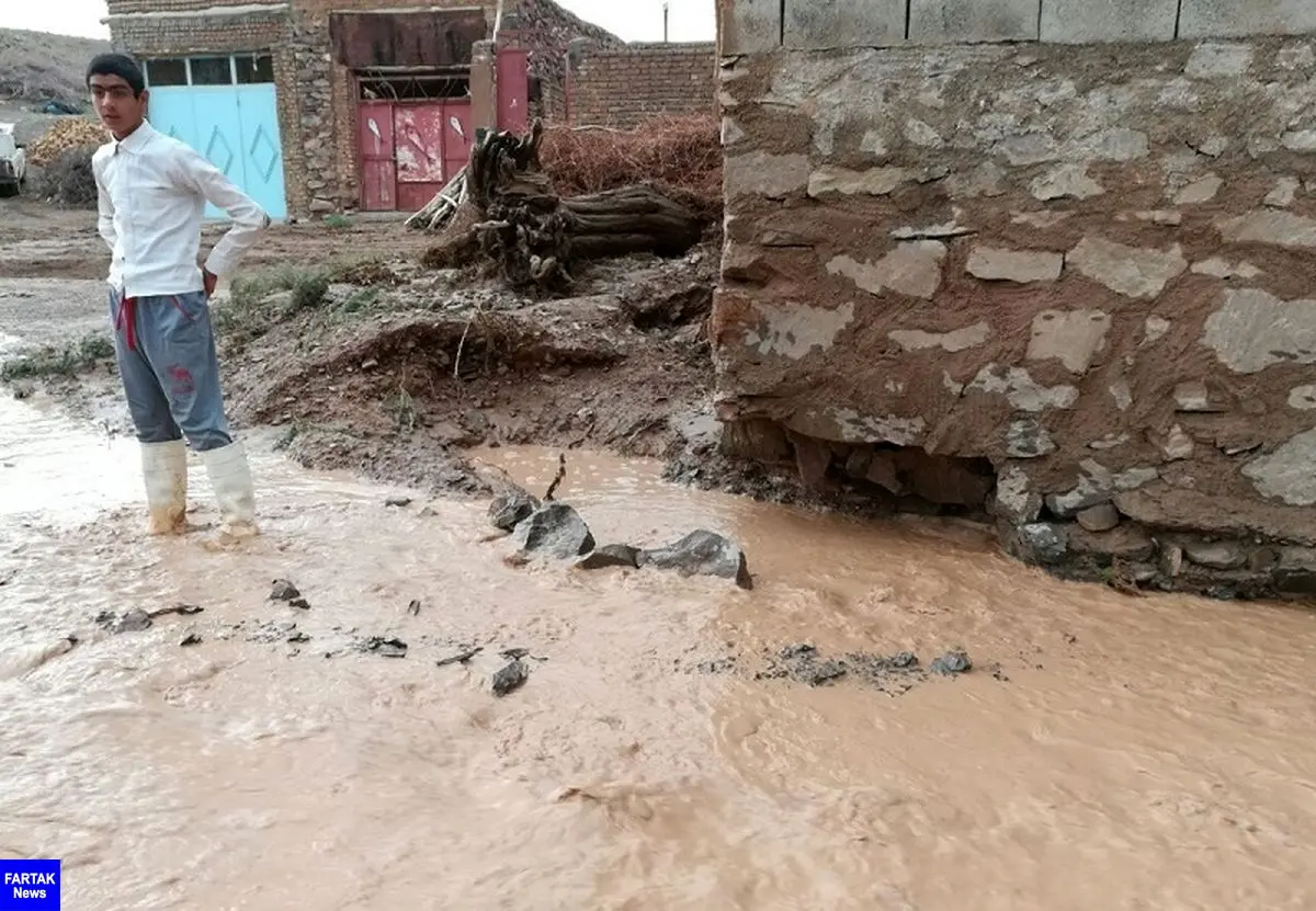 سیل برق روستاهای رازو جرگلان خراسان شمالی را قطع کرد