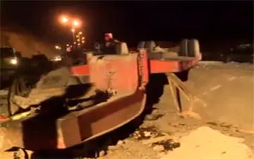 مرگ دو سرنشین تریلی پس از واژگونی در نزدیکی فیروزکوه
