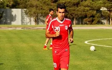 شوک به اردوی سرخپوشان؛ مدافع ملی پوش با هواداران خداحافظی کرد 