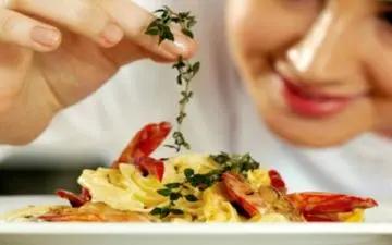  با این خوراکی‌ها در امتحانات نمره ۲۰ بگیرید