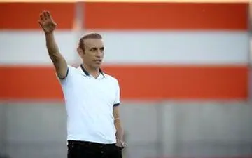 گل‌محمدی در بازی با فولاد محروم است