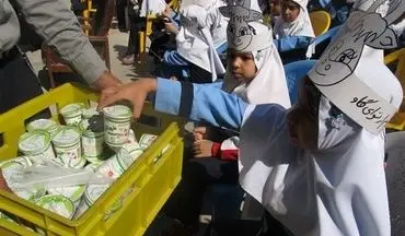 تغذیه رایگان بین ۴۵ تا ۱۰۰ هزار دانش آموز کرمانشاهی توزیع می‌شود 