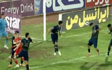 گل دوم تراکتور به چادرملو روی گل به خودی محمدی‌فرد + ویدئو