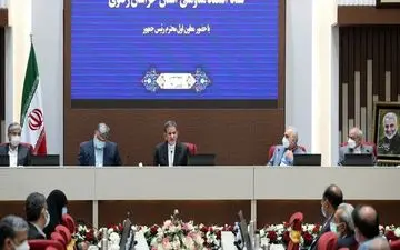 جهانگیری: اقتصاد کشور در حال عبور از تنگناها است/گشایش‌ها ایجاد می شود
