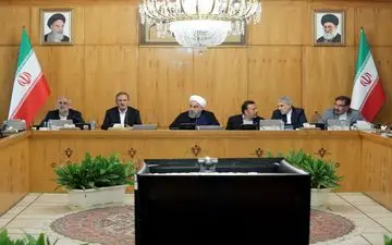 دفاع تمام قد روحانی از سیاست جدید ارزی